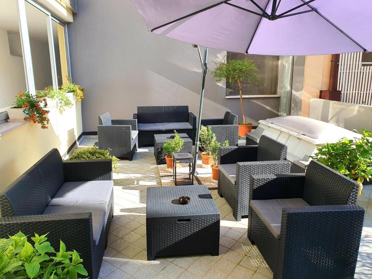 Residence Hotel Hungaria Градо Экстерьер фото