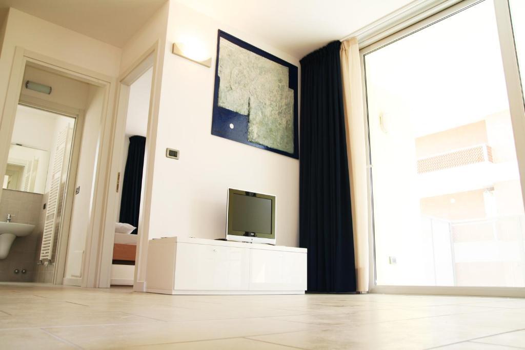 Residence Hotel Hungaria Градо Номер фото