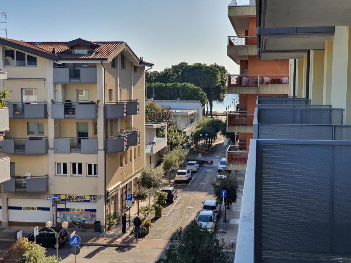 Residence Hotel Hungaria Градо Экстерьер фото