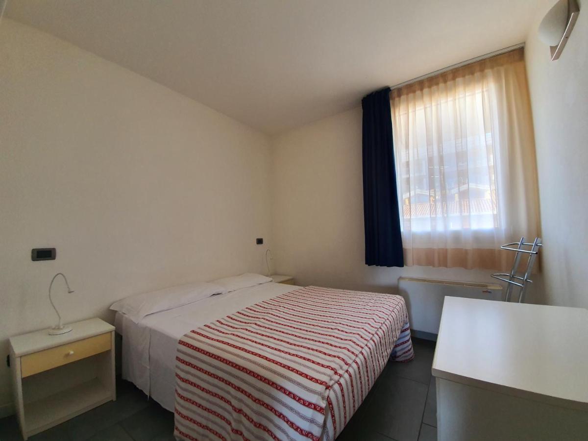 Residence Hotel Hungaria Градо Экстерьер фото